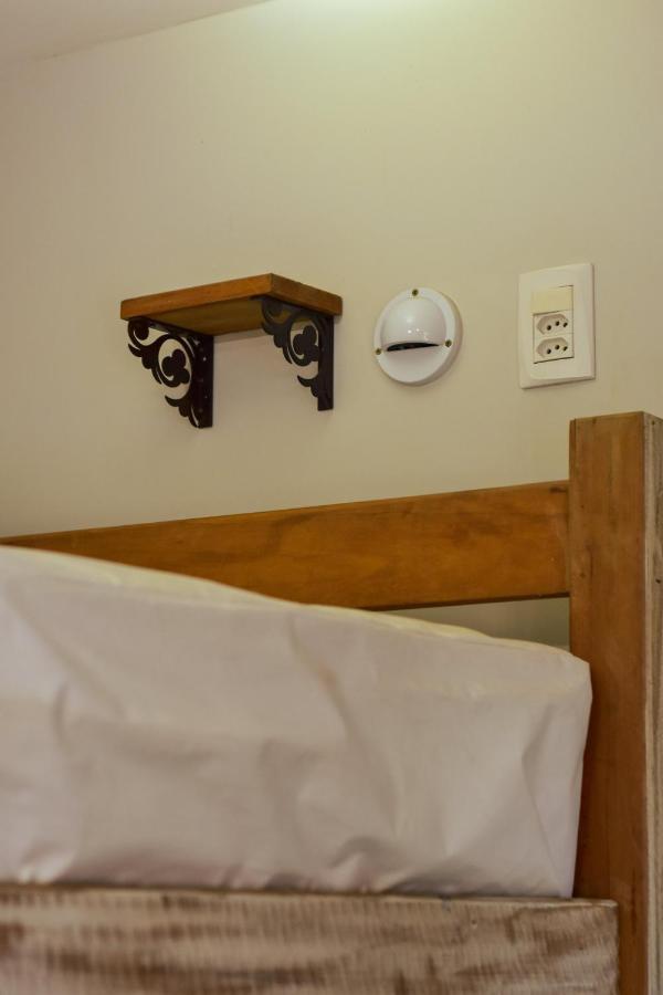 Hostel Poesia Фос-ду-Игуасу Экстерьер фото