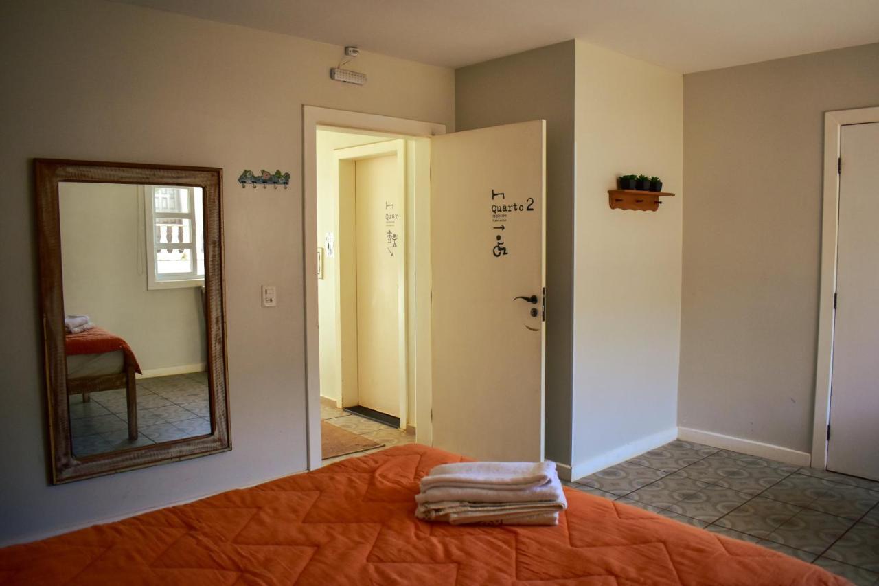 Hostel Poesia Фос-ду-Игуасу Экстерьер фото